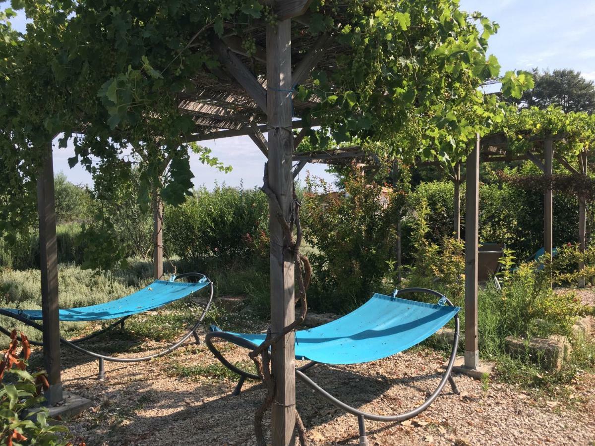 Gites Avec Piscine Et Jacuzzi Au Mas De Cadoule Saint-Just  Oda fotoğraf